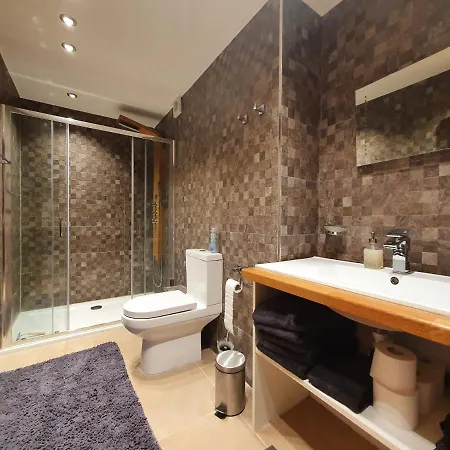 安塔瑞斯公寓 * 萨斯费